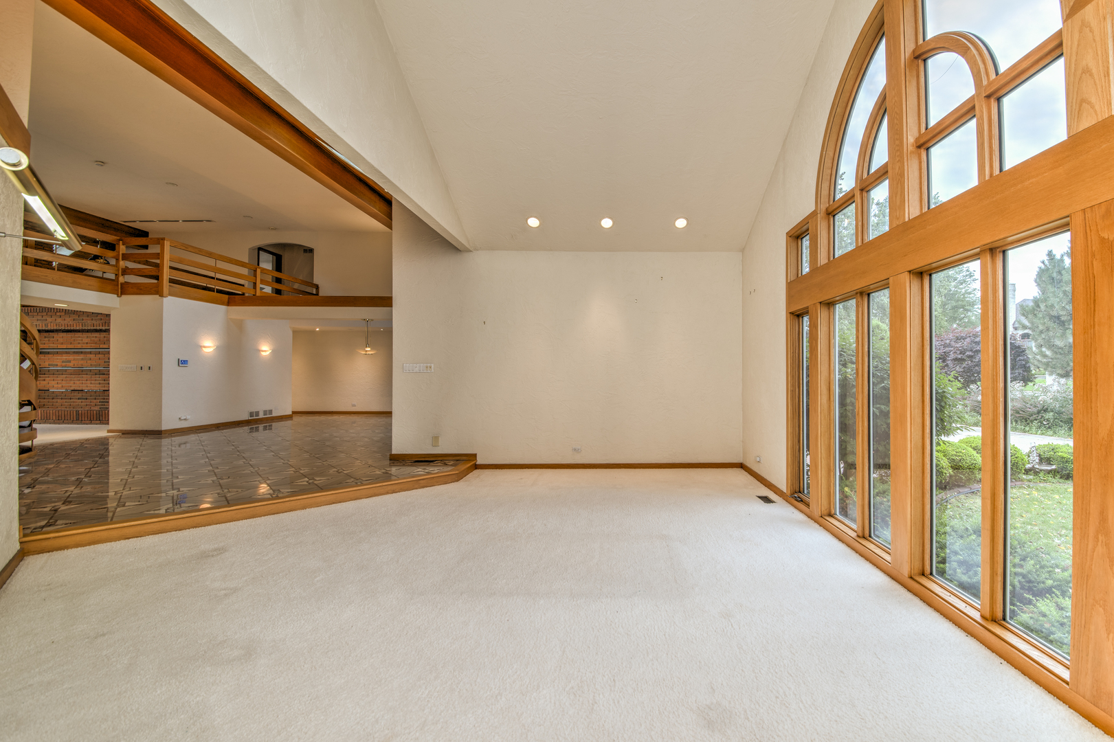 8170 Lake Ridge Drive, Burr Ridge, IL 60527