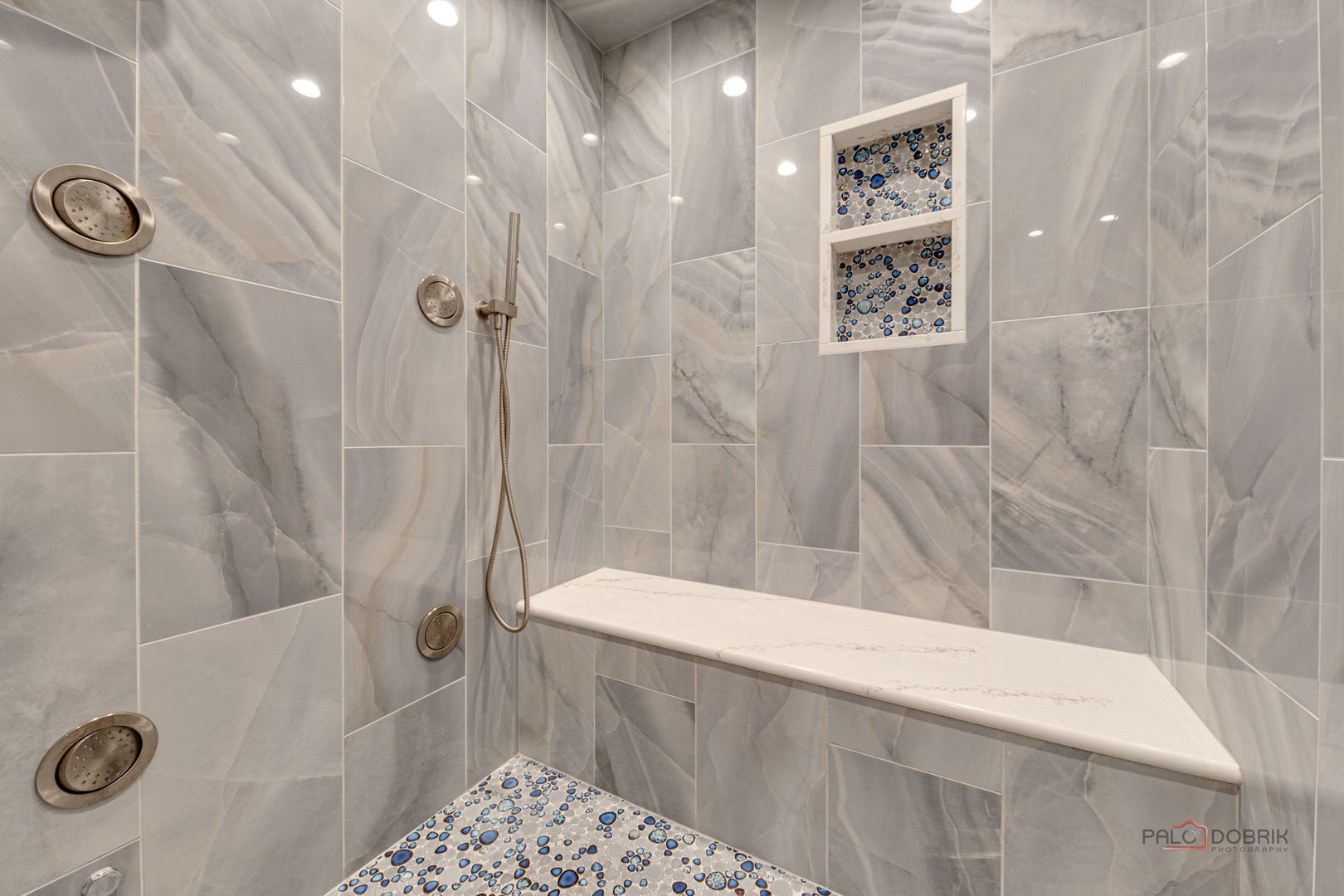 2200 Bouterse Street #407, Park Ridge, IL 60068