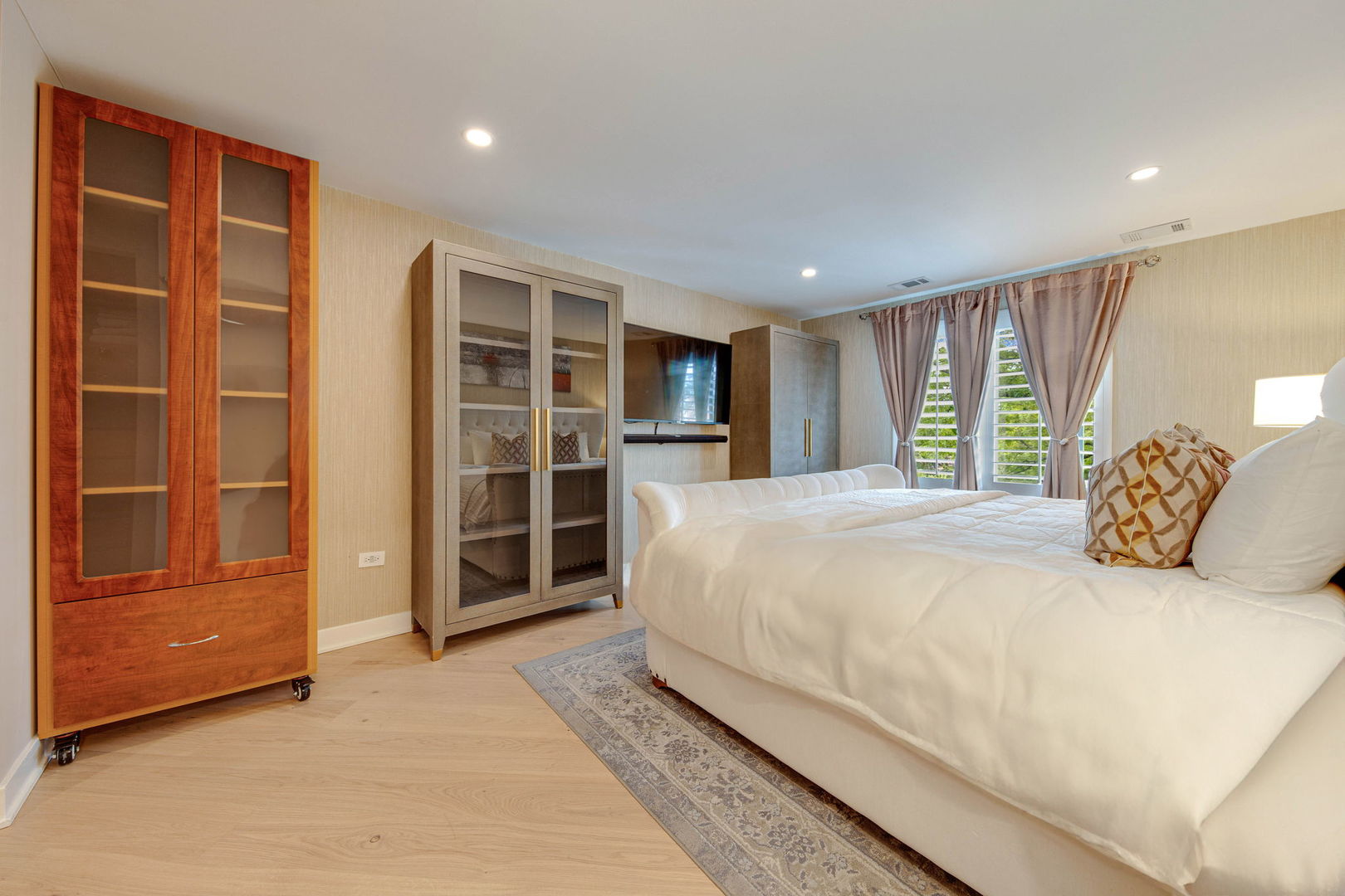 2200 Bouterse Street #407, Park Ridge, IL 60068