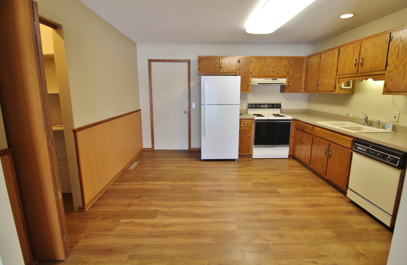 1310 Deerpath Drive, Morris, IL 60450