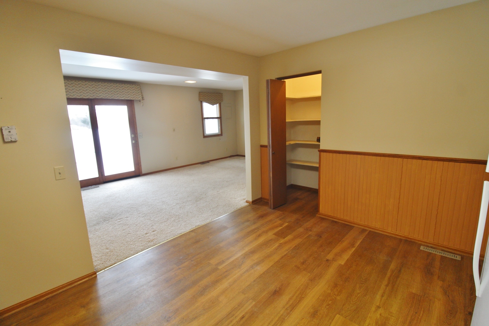 1310 Deerpath Drive, Morris, IL 60450