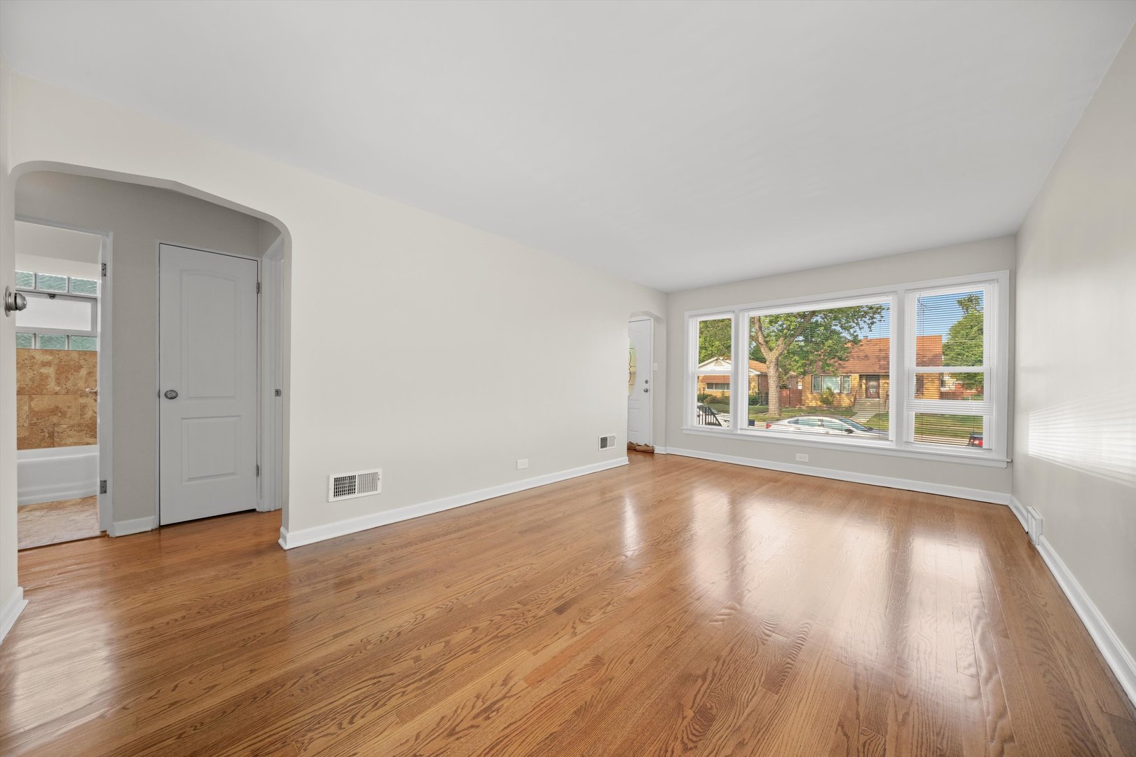 14231 S Dearborn Street, Riverdale, IL 60827