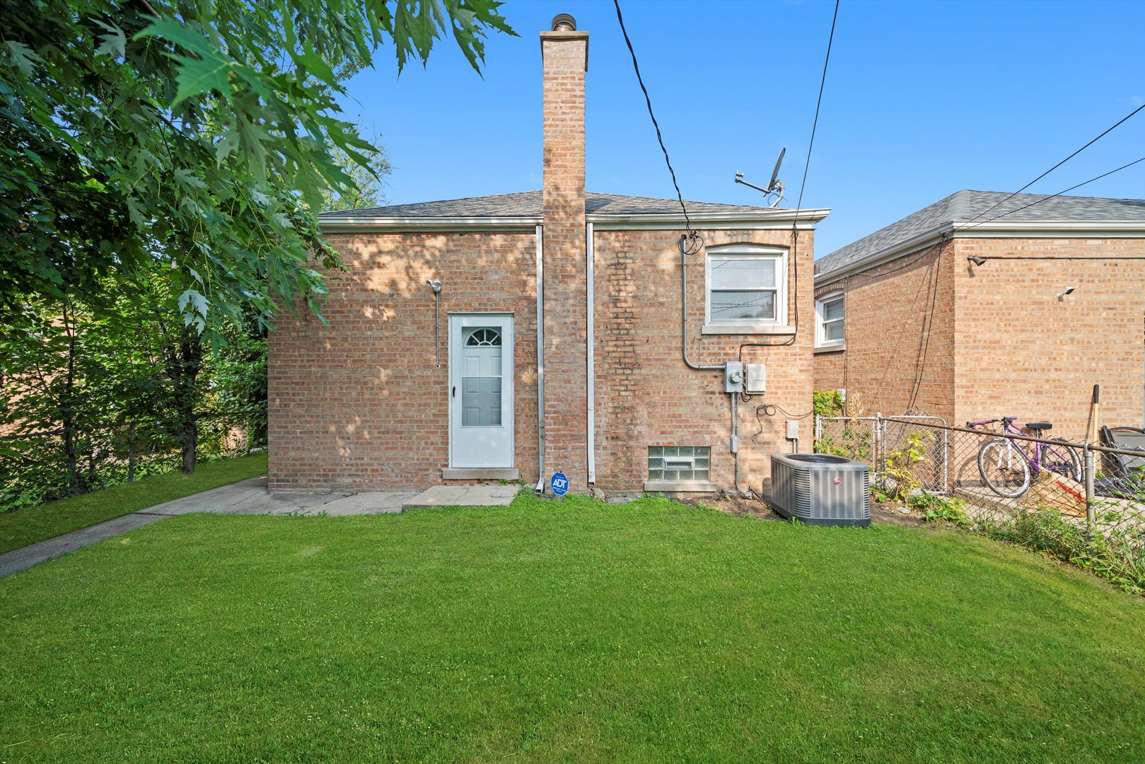 14231 S Dearborn Street, Riverdale, IL 60827