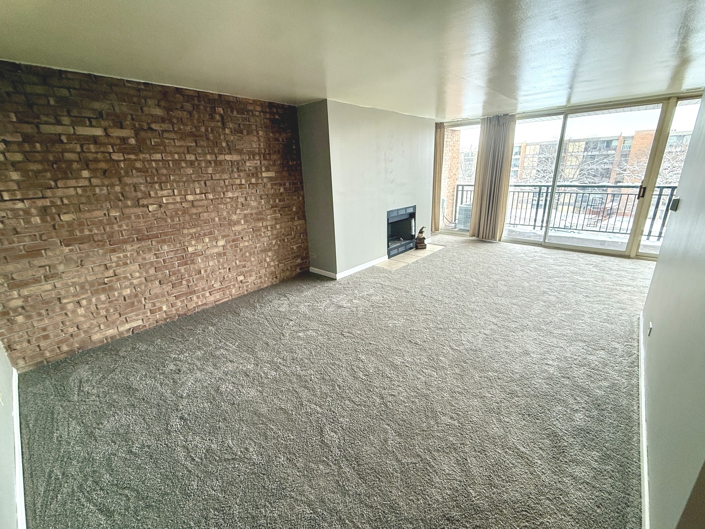 6010 Oakwood Drive #5D, Lisle, IL 60532