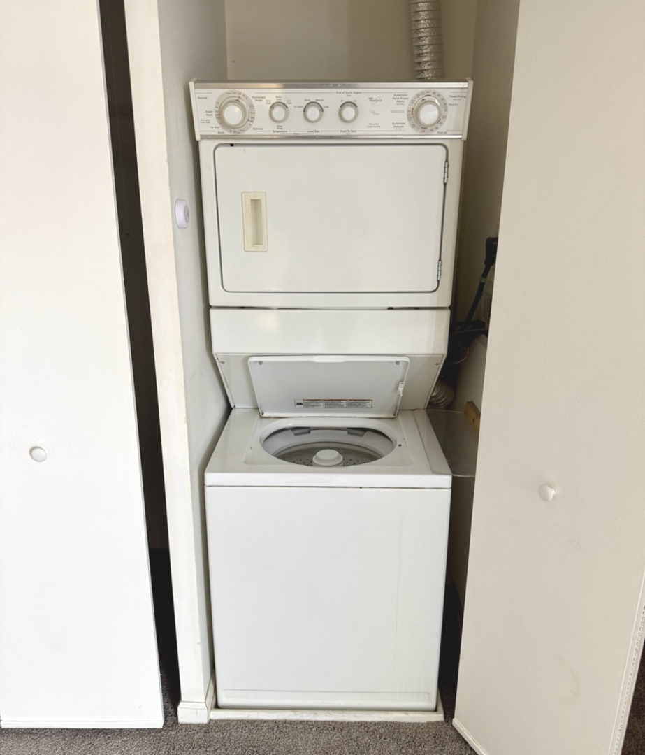 6010 Oakwood Drive #5D, Lisle, IL 60532