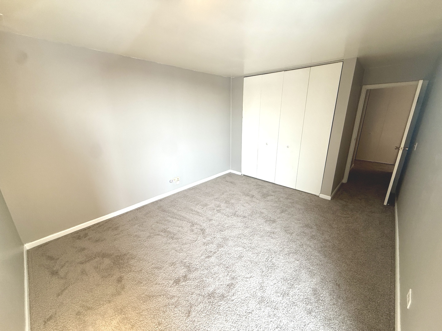 6010 Oakwood Drive #5D, Lisle, IL 60532