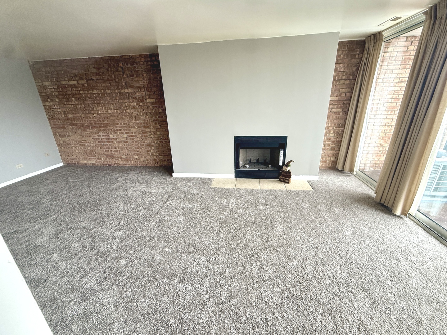 6010 Oakwood Drive #5D, Lisle, IL 60532