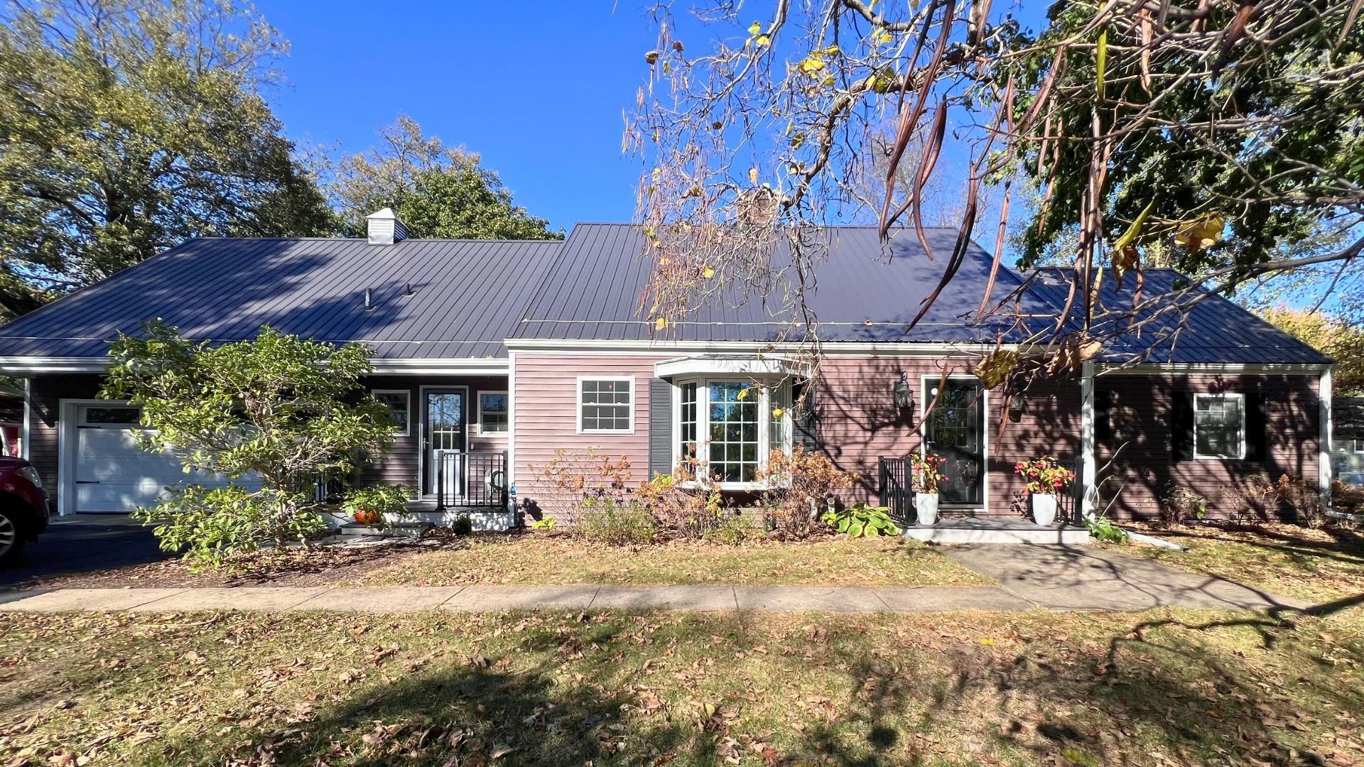 101 W Mill Road, Sheffield, IL 61361