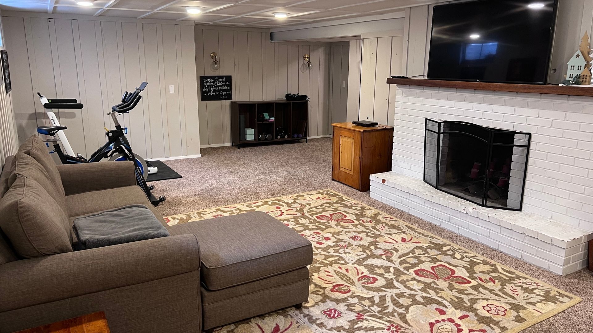 101 W Mill Road, Sheffield, IL 61361