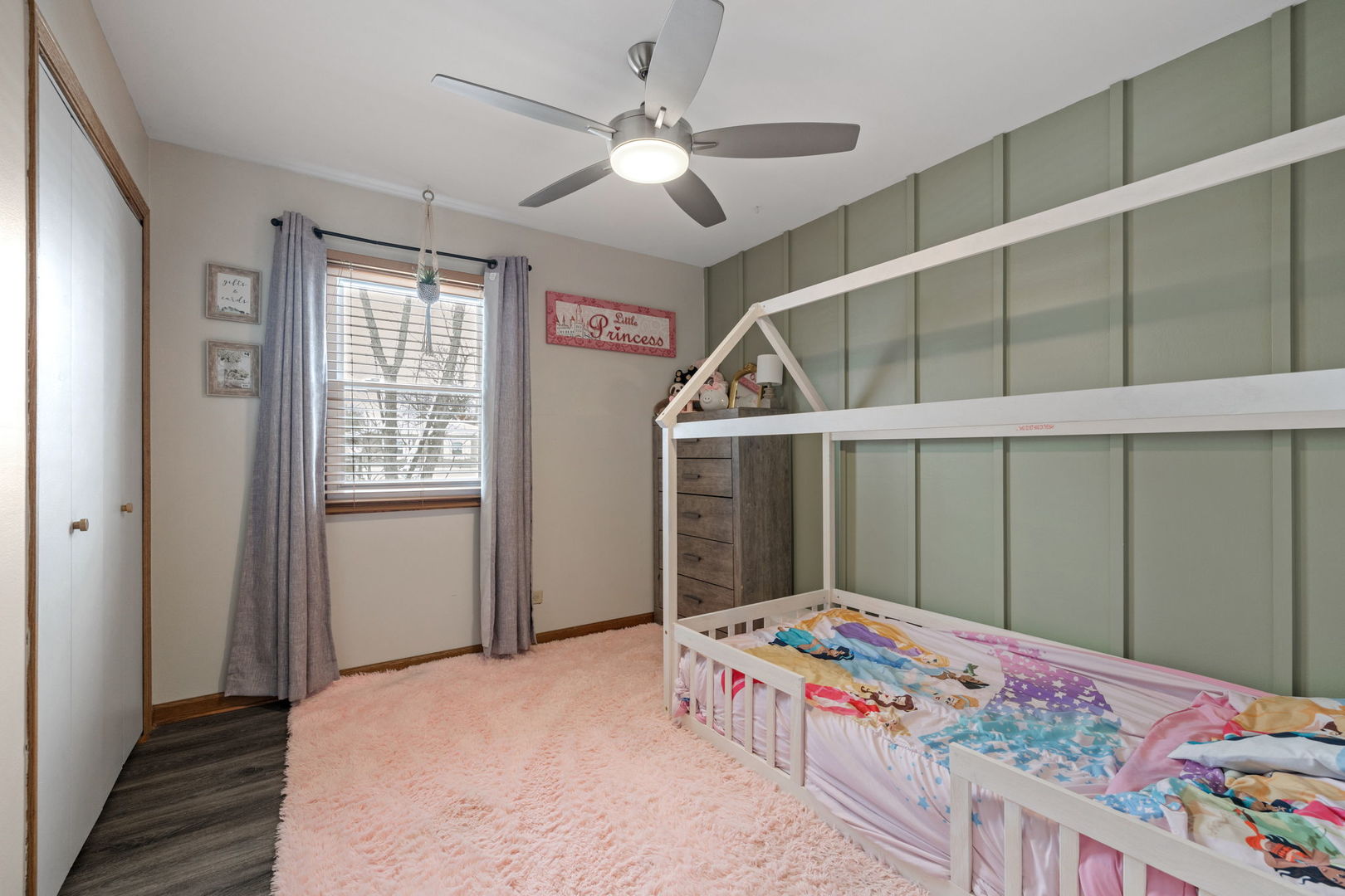 15309 Arroyo Drive, Oak Forest, IL 60452