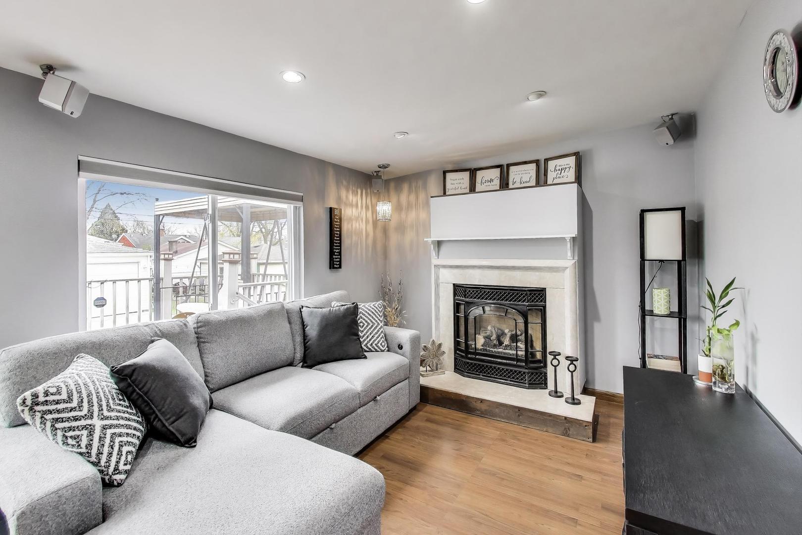 4445 Grove Avenue, Stickney, IL 60402