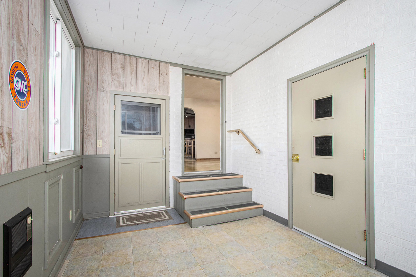 2444 187th Street, Lansing, IL 60438