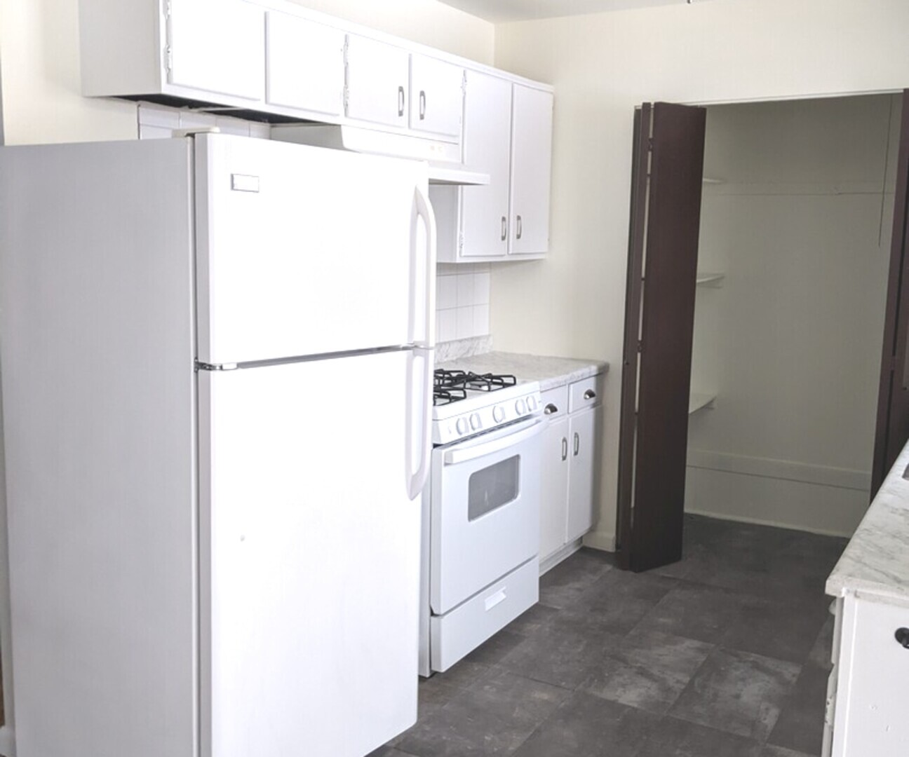 423 Grand Boulevard #423, Wauconda, IL 60084