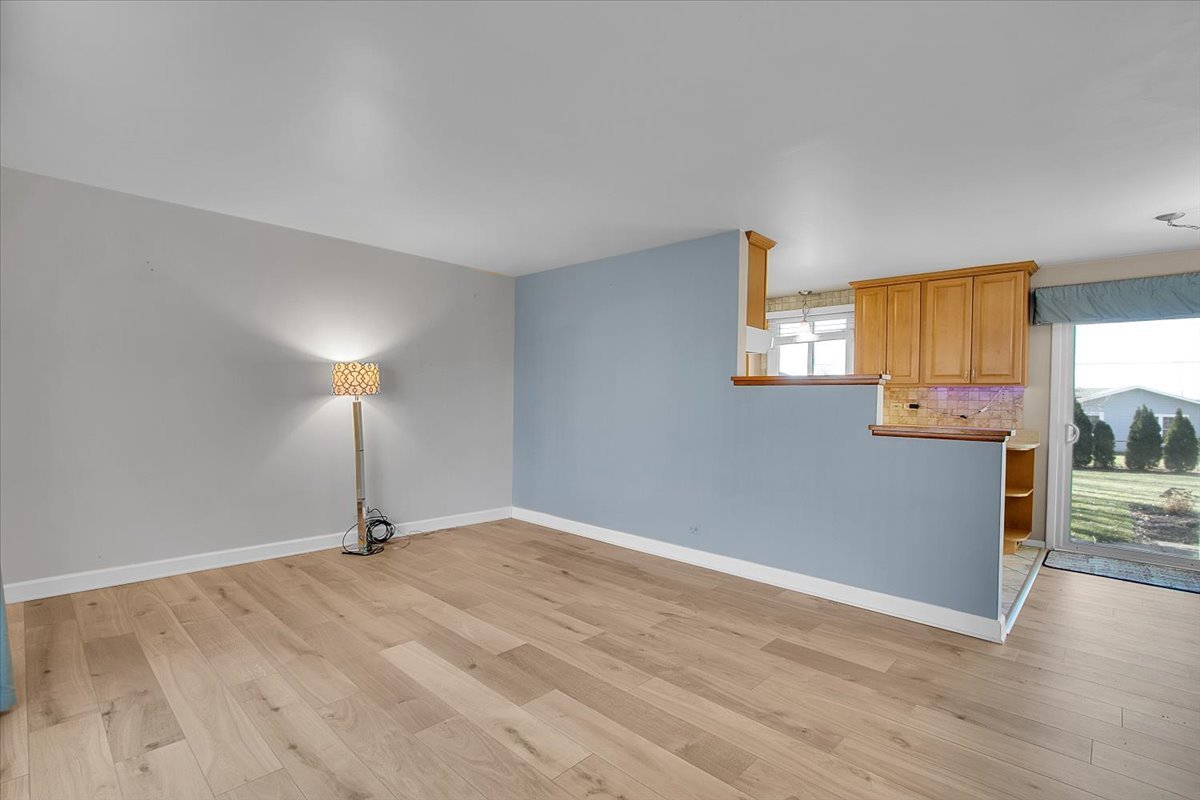 426 Thunderbird Trail, Carol Stream, IL 60188