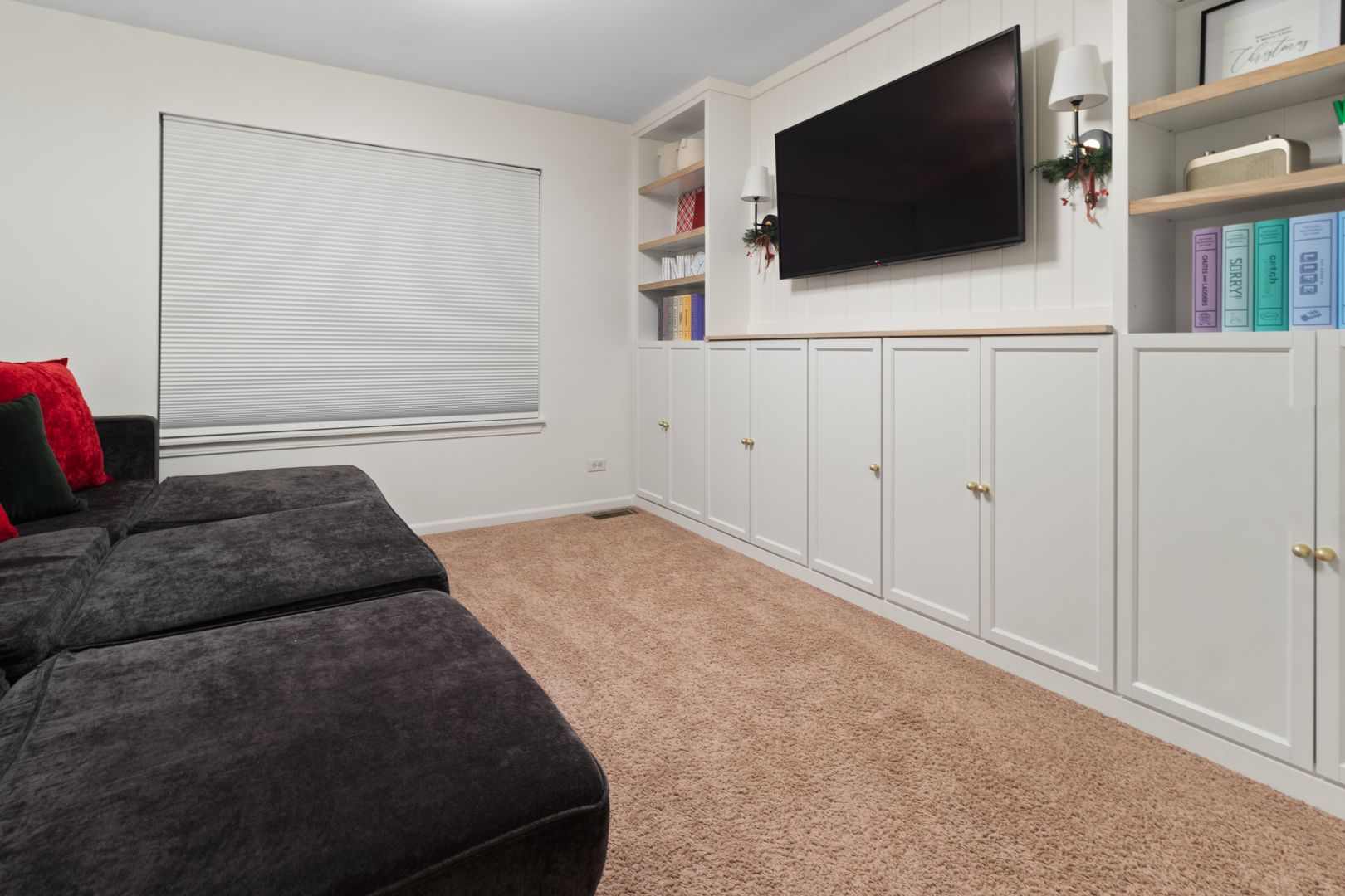 1286 Newport Circle, Pingree Grove, IL 60140