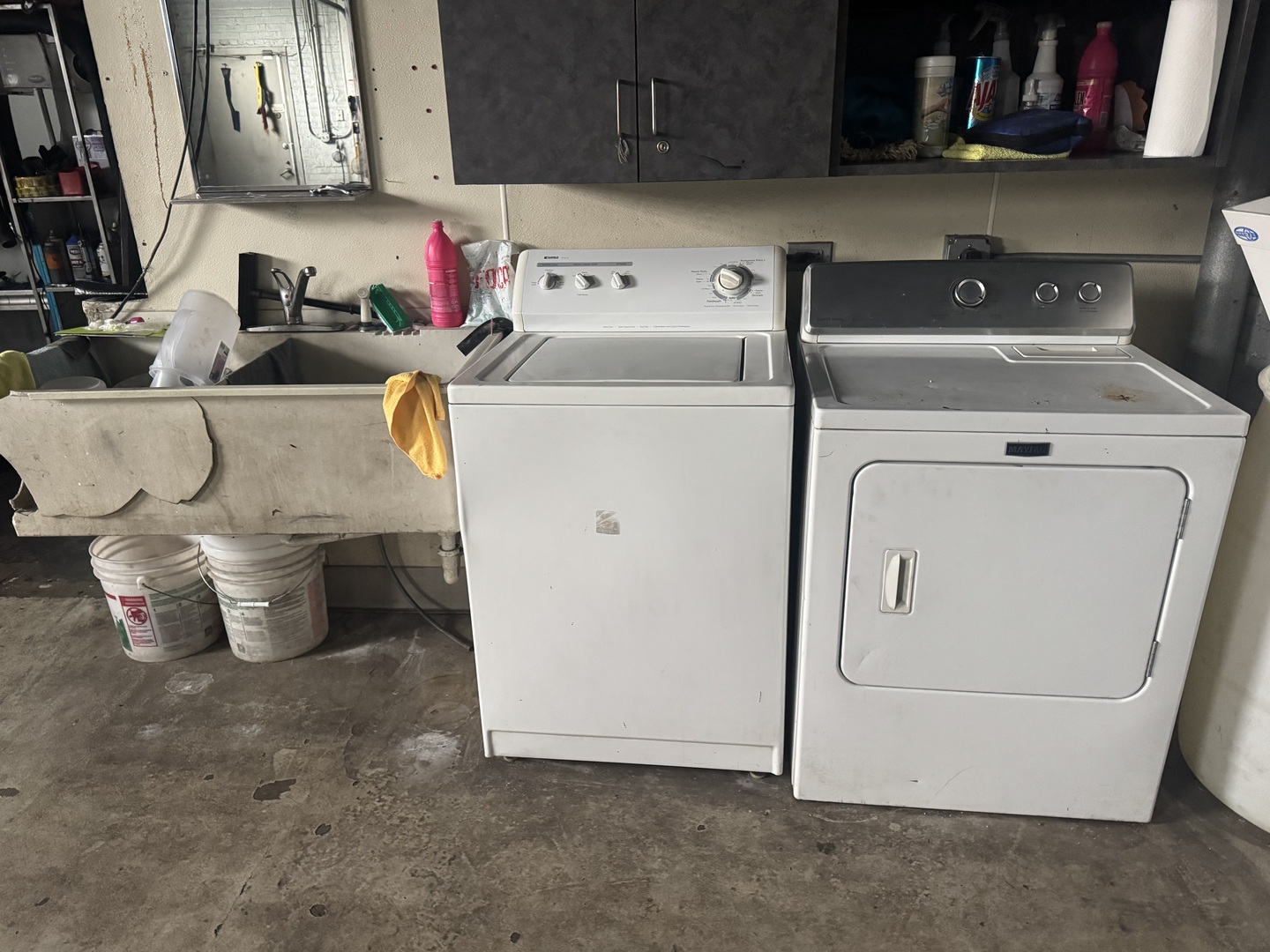 3327 W Columbus Avenue, Chicago, IL 60652