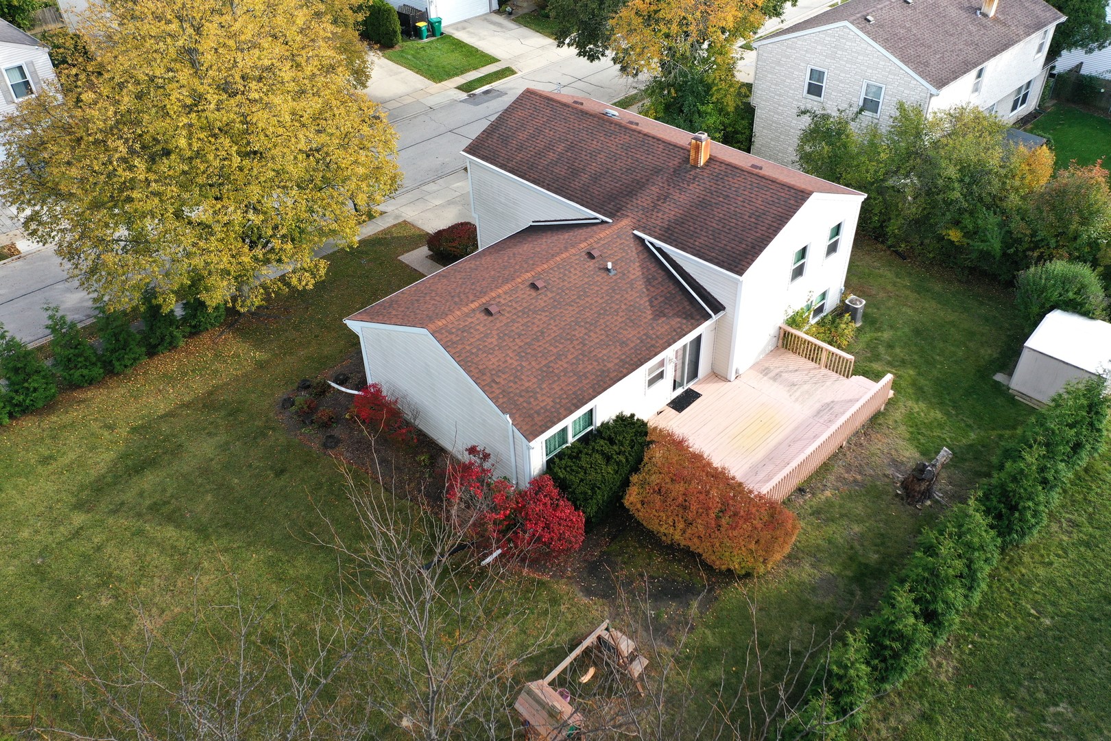 1327 Larchmont Drive, Buffalo Grove, IL 60089