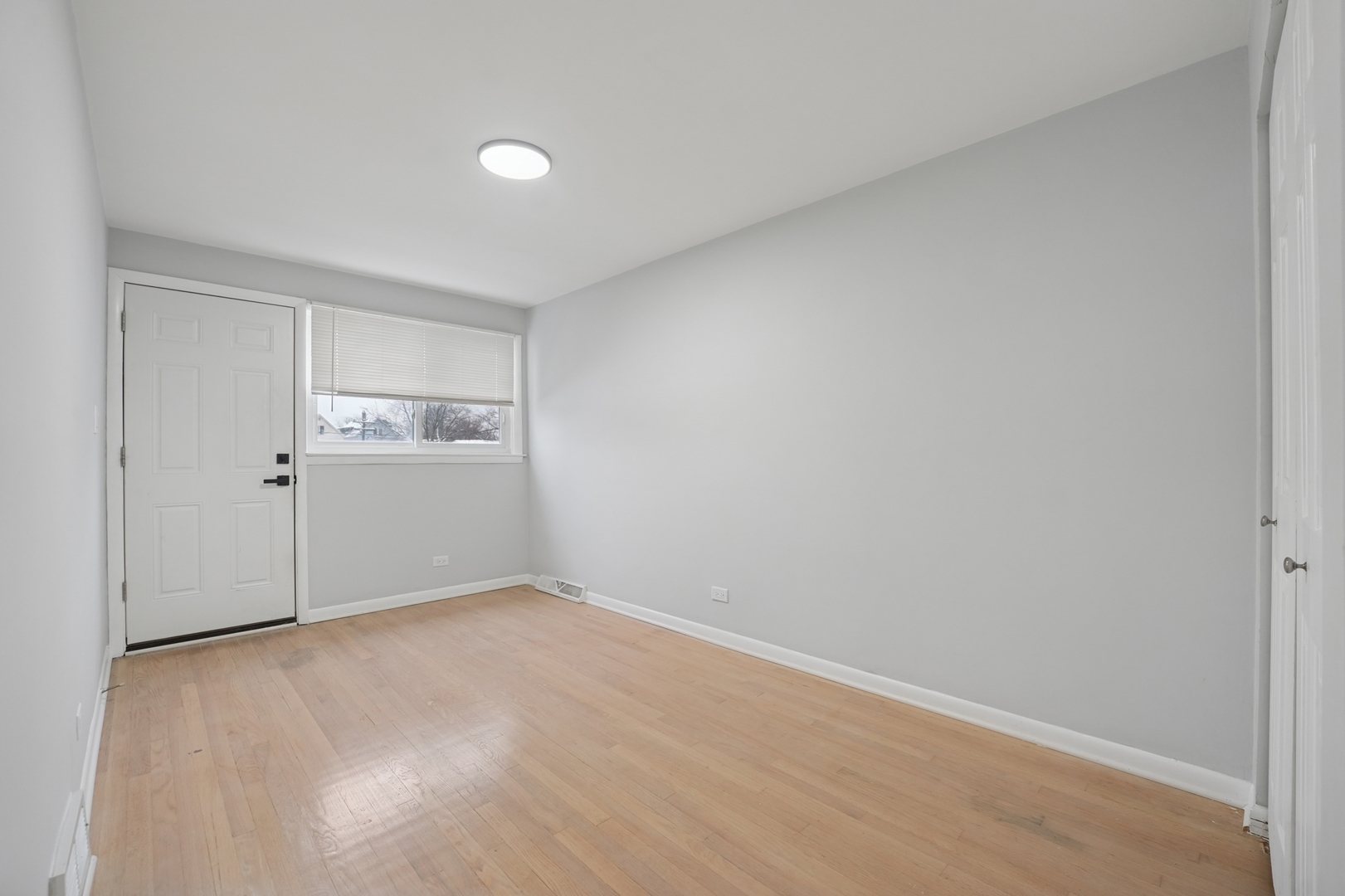 4914 W 32nd Place, Cicero, IL 60804