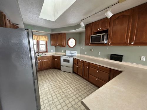 10940 S Dwight Road, Dwight, IL 60420