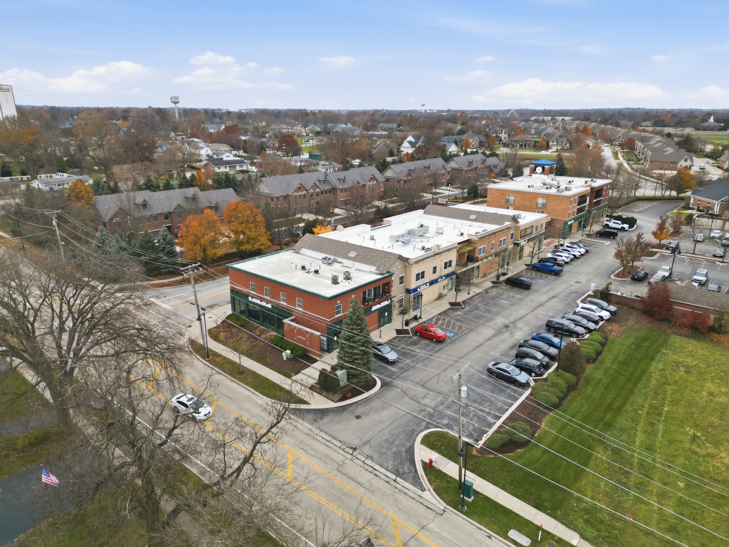 1 Old Frankfort Way #1-5, Frankfort, IL 60423