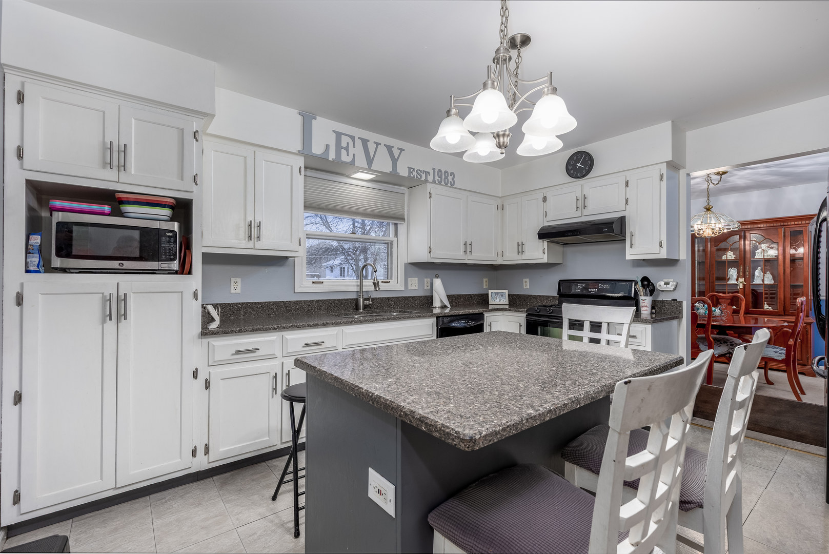 821 Thornberry Street, Ottawa, IL 61350