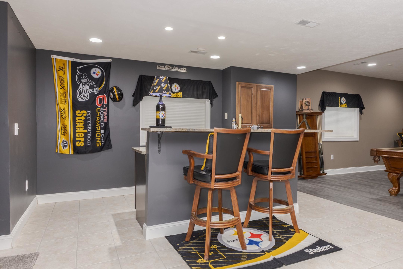 6 Stonebrook Court, Bloomington, IL 61704