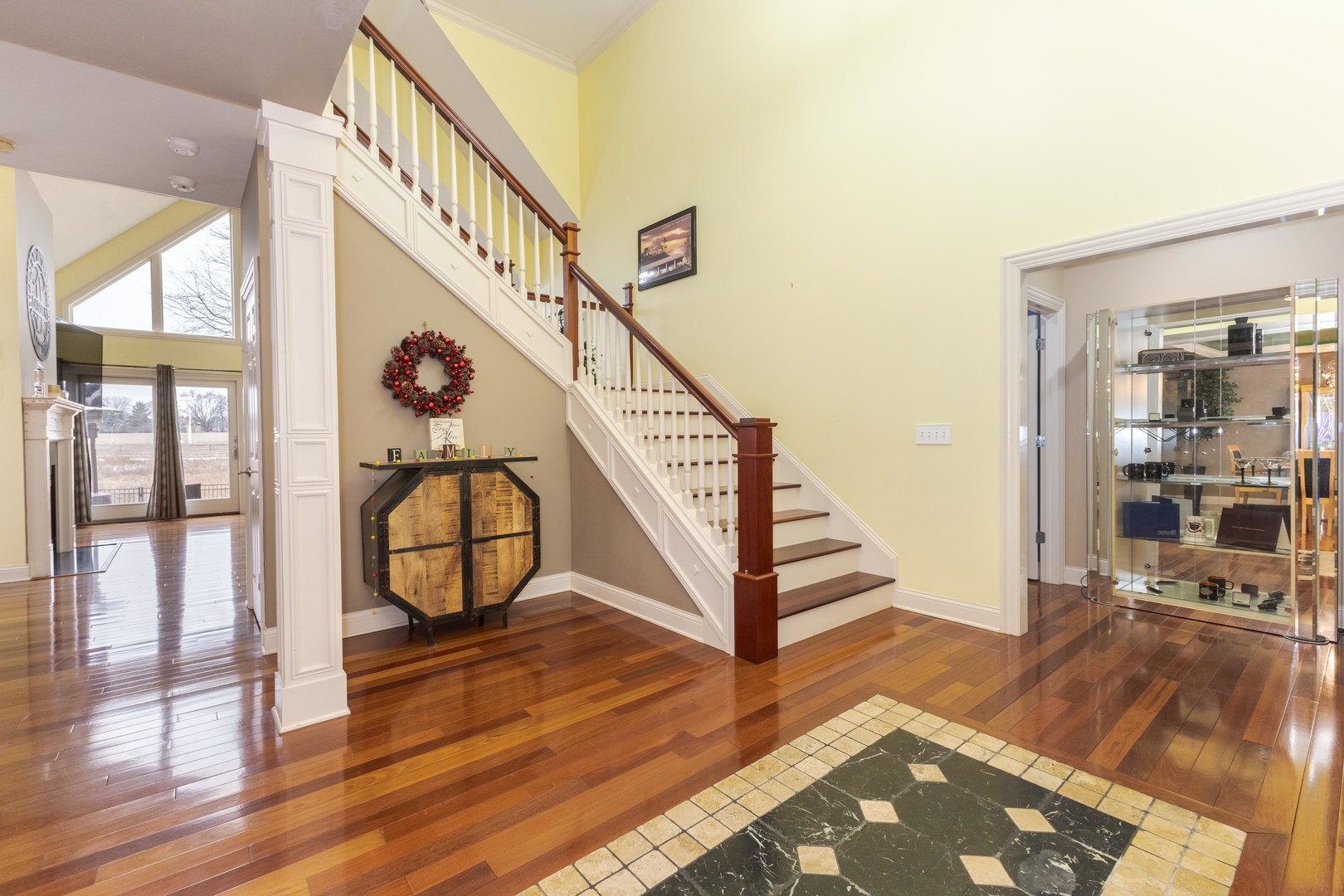 6 Stonebrook Court, Bloomington, IL 61704