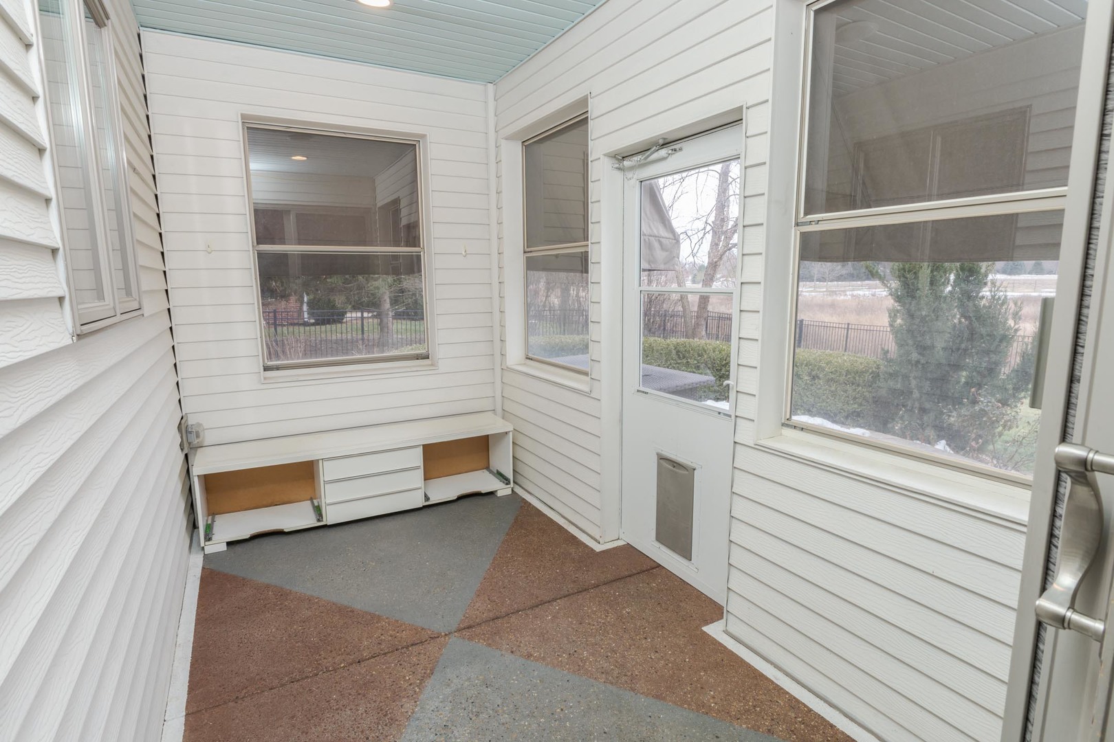 6 Stonebrook Court, Bloomington, IL 61704