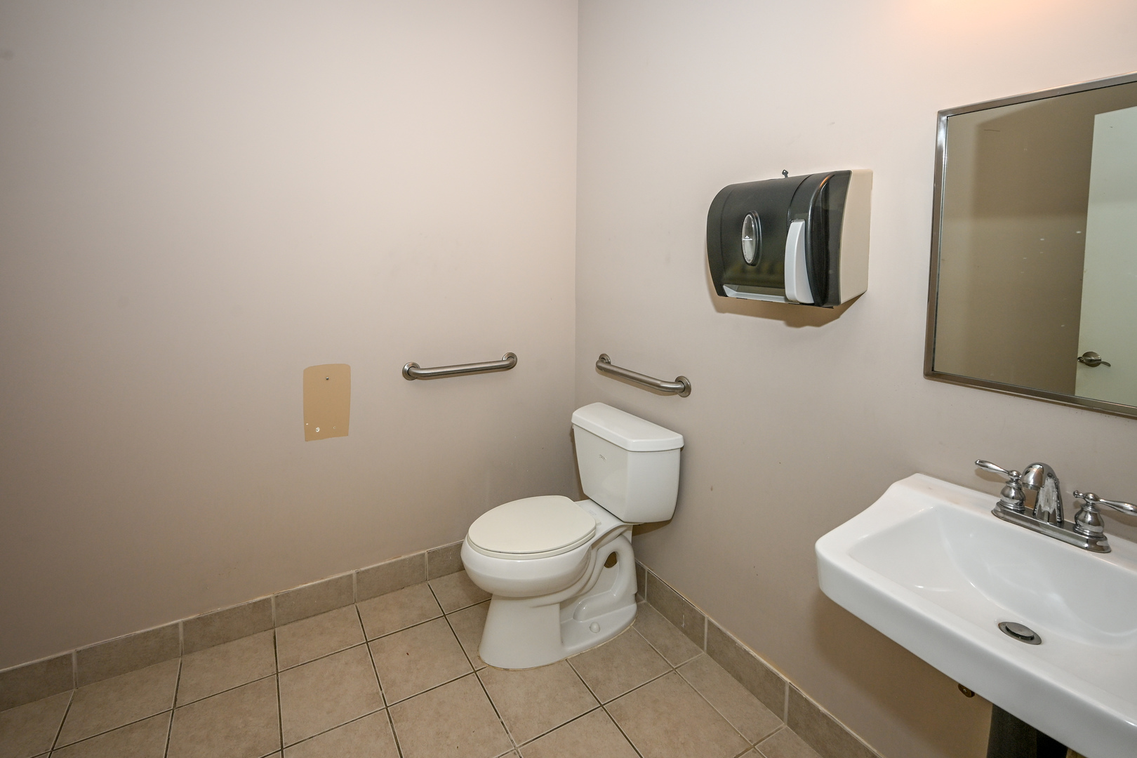 Elk Grove Village, IL 60007