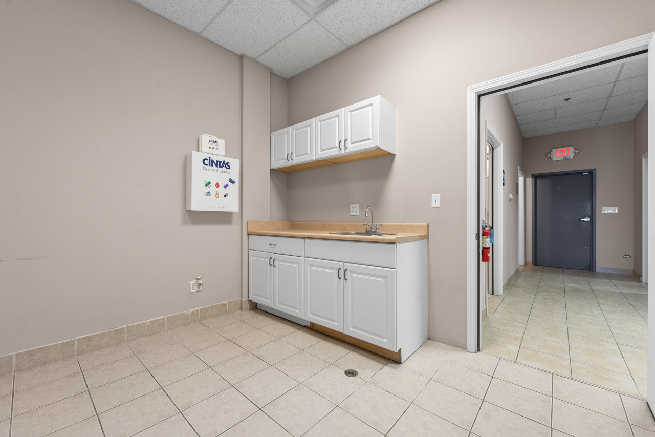 Elk Grove Village, IL 60007