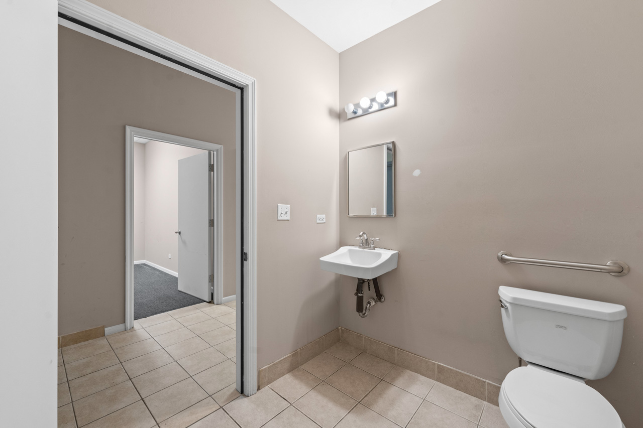 Elk Grove Village, IL 60007