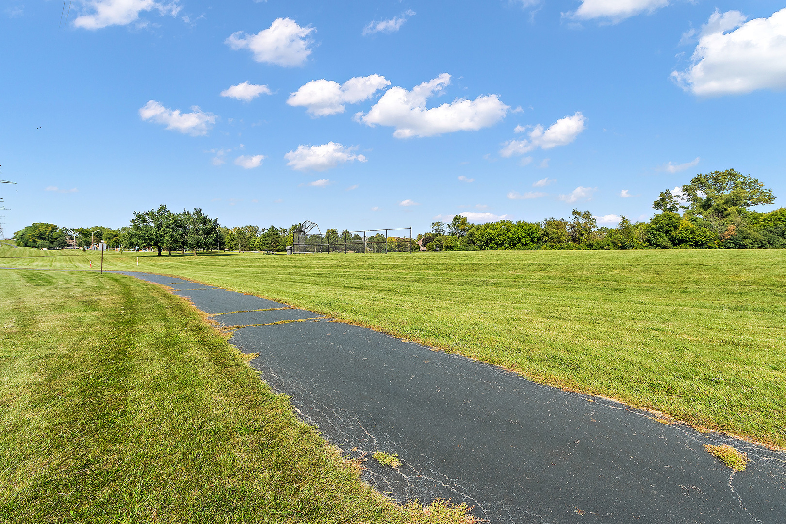 17421 Highwood Drive, Orland Park, IL 60467