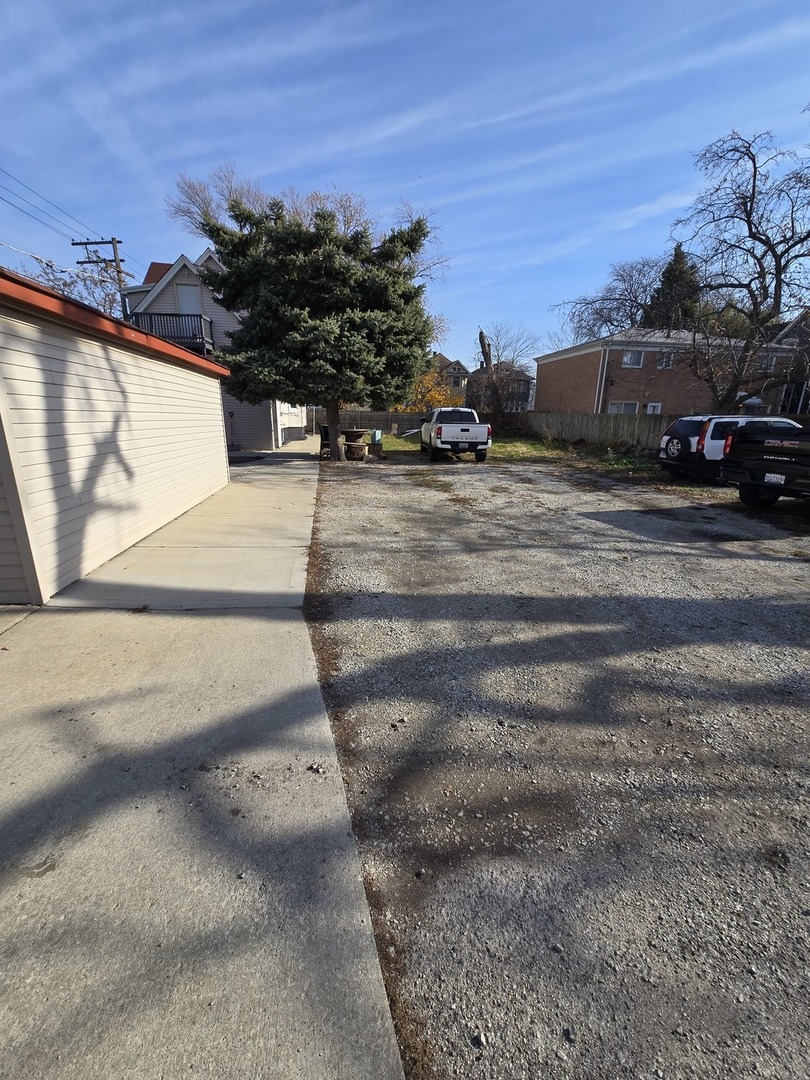 112 S 14th Avenue, Maywood, IL 60153