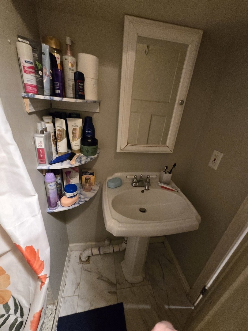 112 S 14th Avenue, Maywood, IL 60153