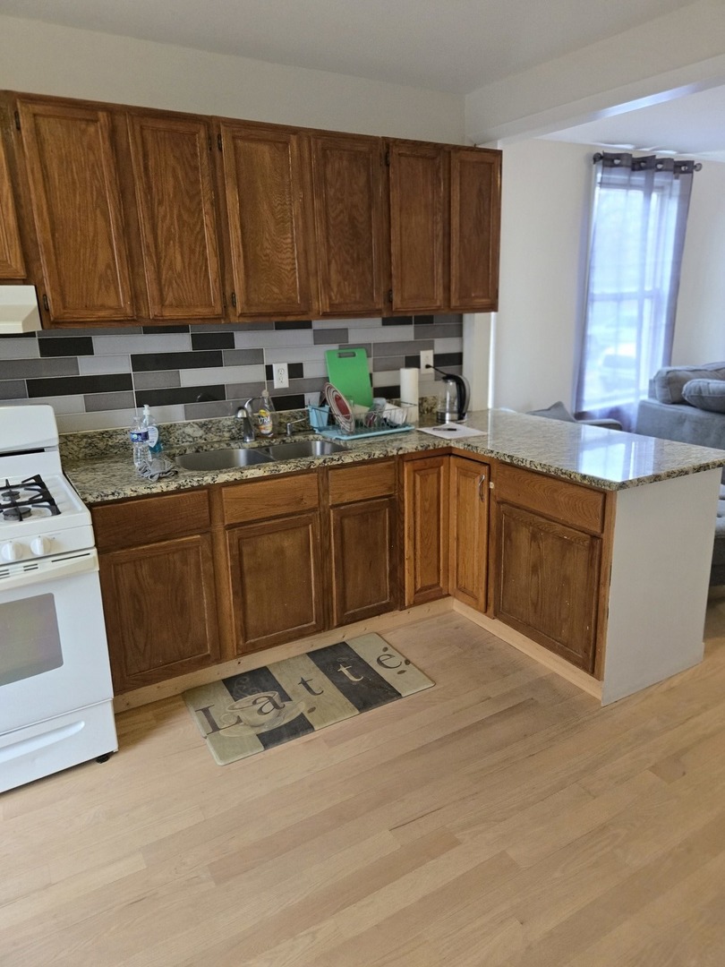 112 S 14th Avenue, Maywood, IL 60153