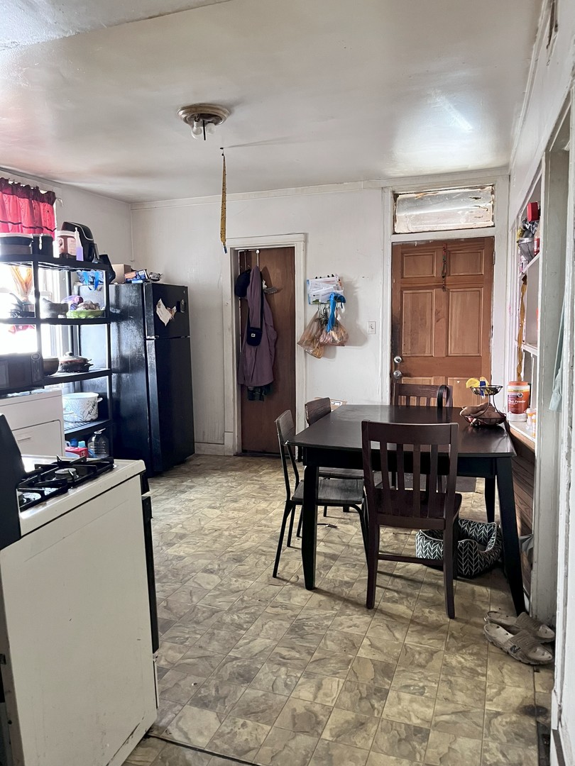 2103 W 52nd Street, Chicago, IL 60609