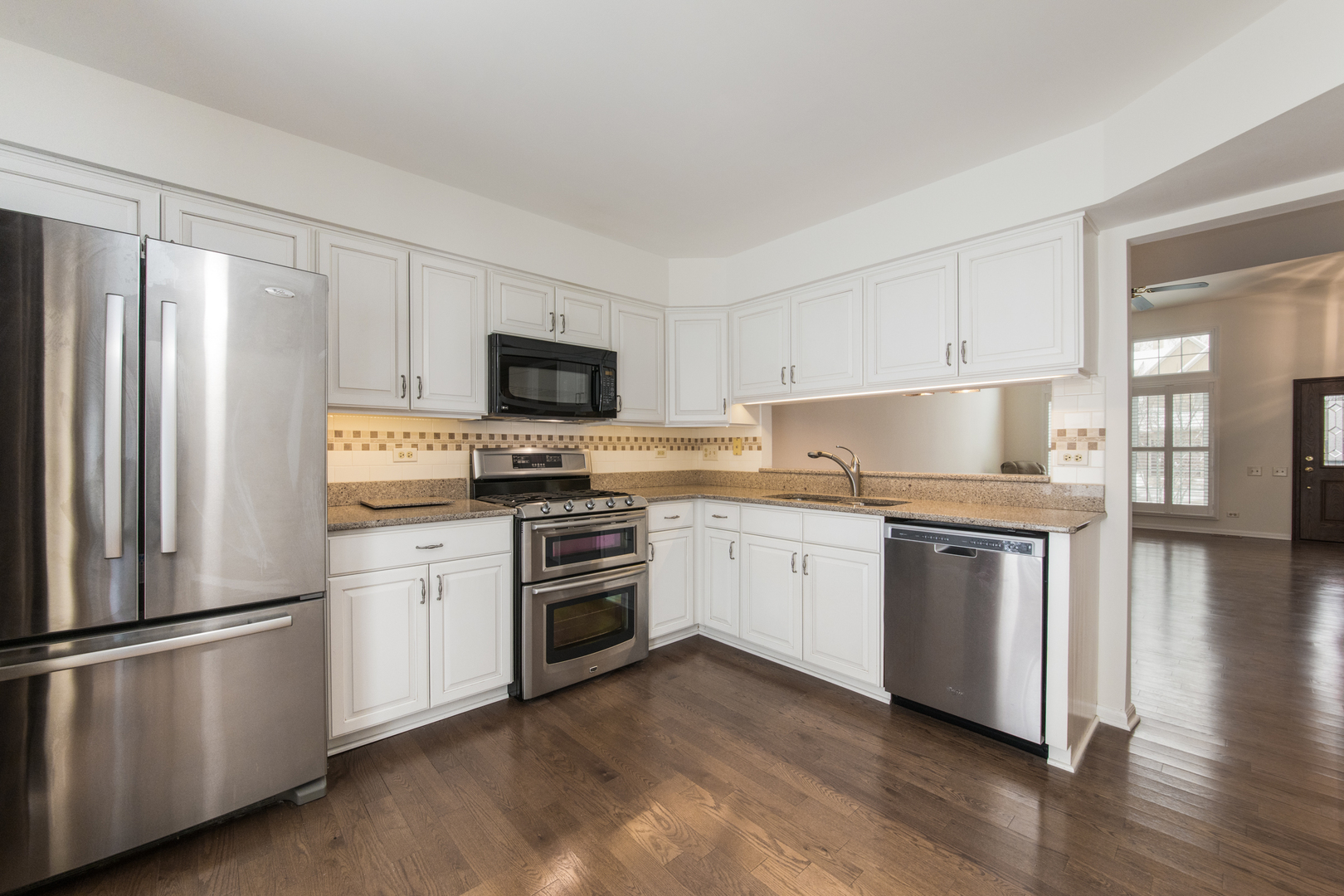 523 Orleans Avenue, Naperville, IL 60565