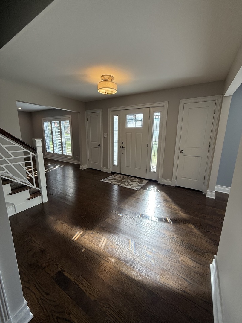 551 83rd Street, Burr Ridge, IL 60527