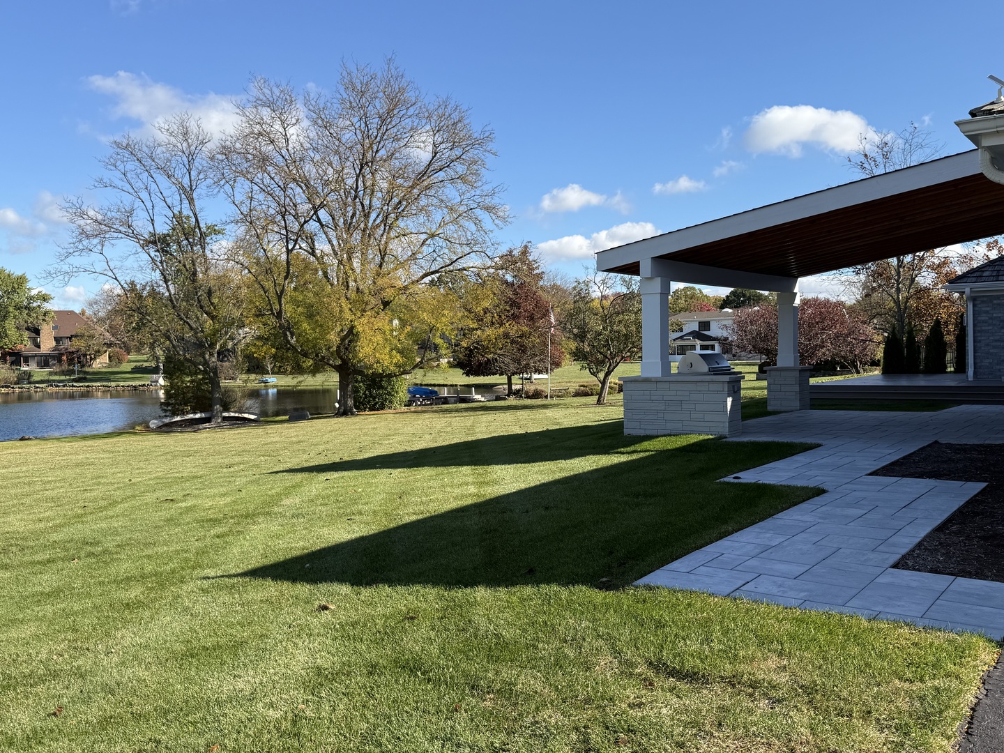 551 83rd Street, Burr Ridge, IL 60527