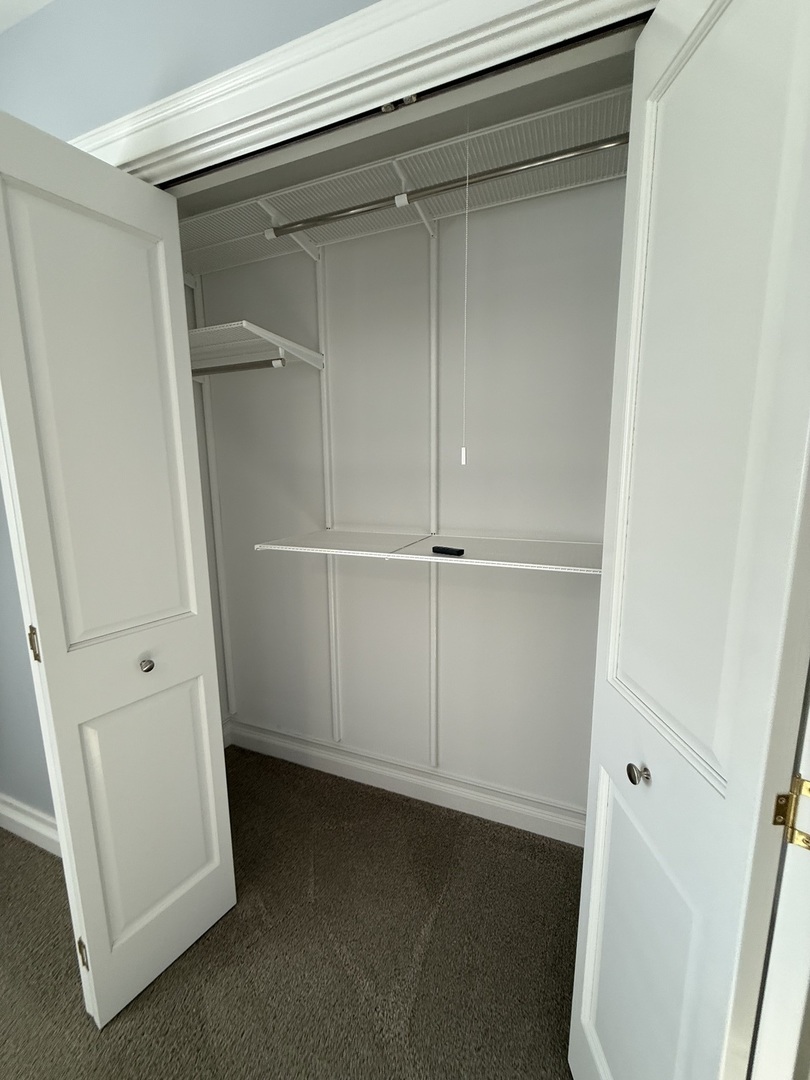 551 83rd Street, Burr Ridge, IL 60527