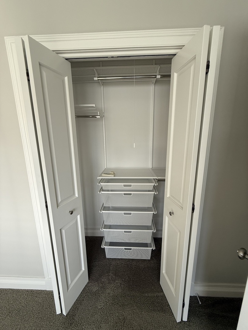 551 83rd Street, Burr Ridge, IL 60527