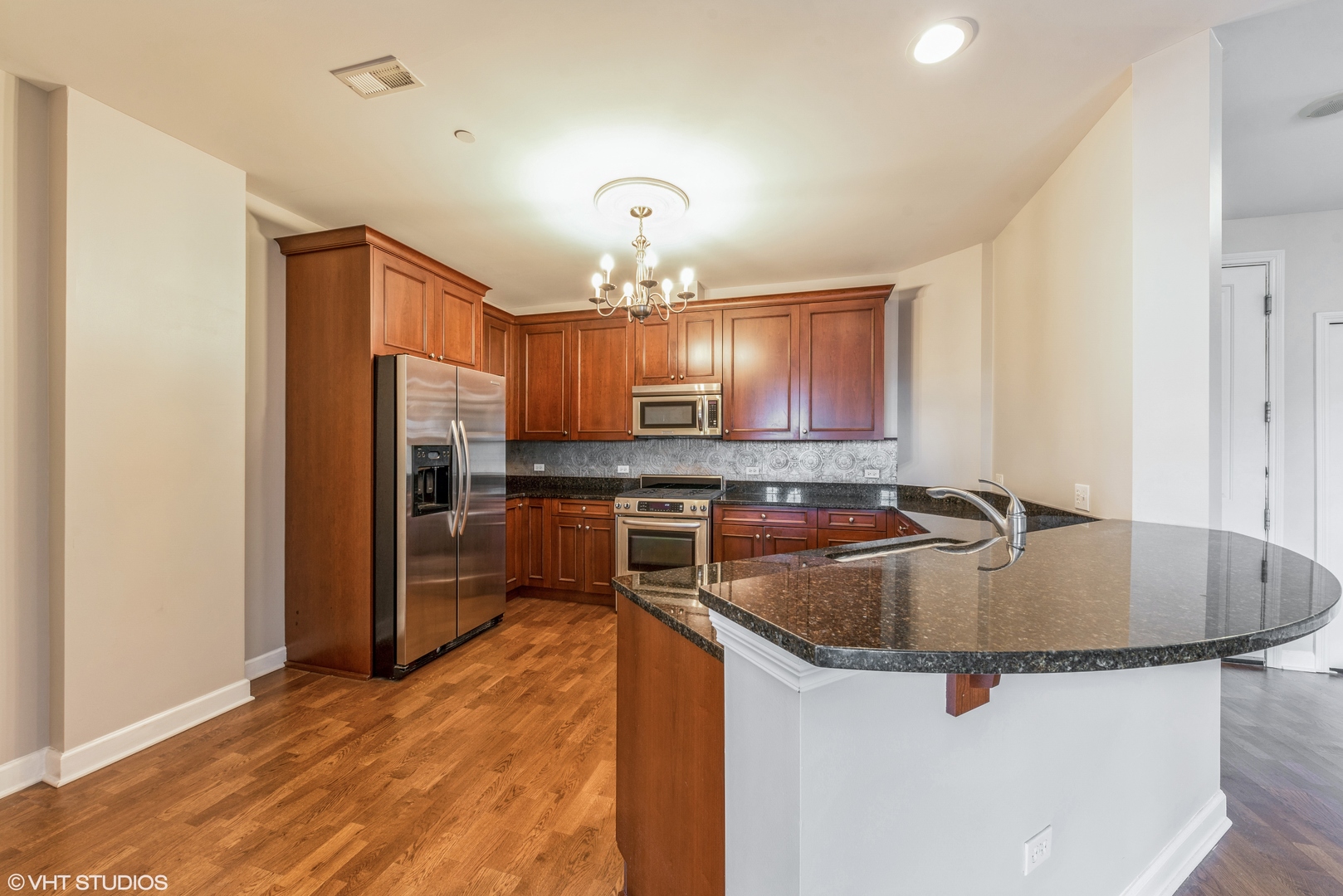 50 N Plum Grove Road #501E, Palatine, IL 60067