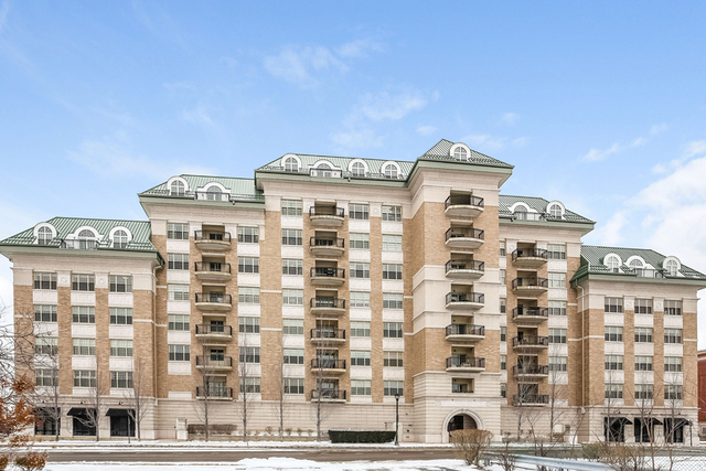50 N Plum Grove Road #501E, Palatine, IL 60067