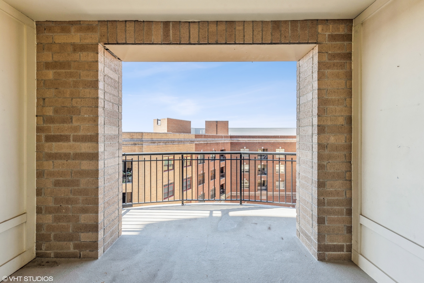 50 N Plum Grove Road #501E, Palatine, IL 60067