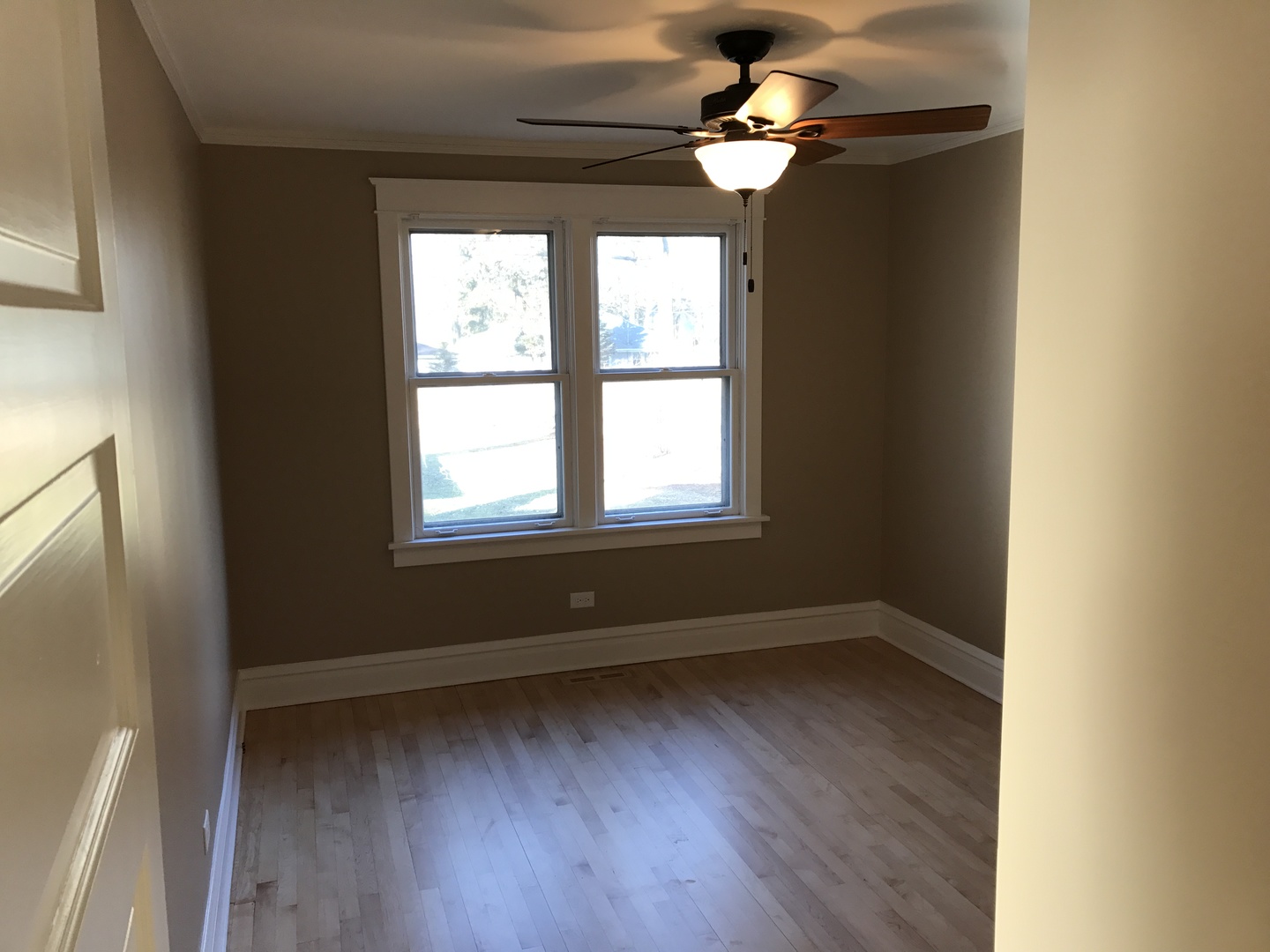 116 N Adams Street, Westmont, IL 60559