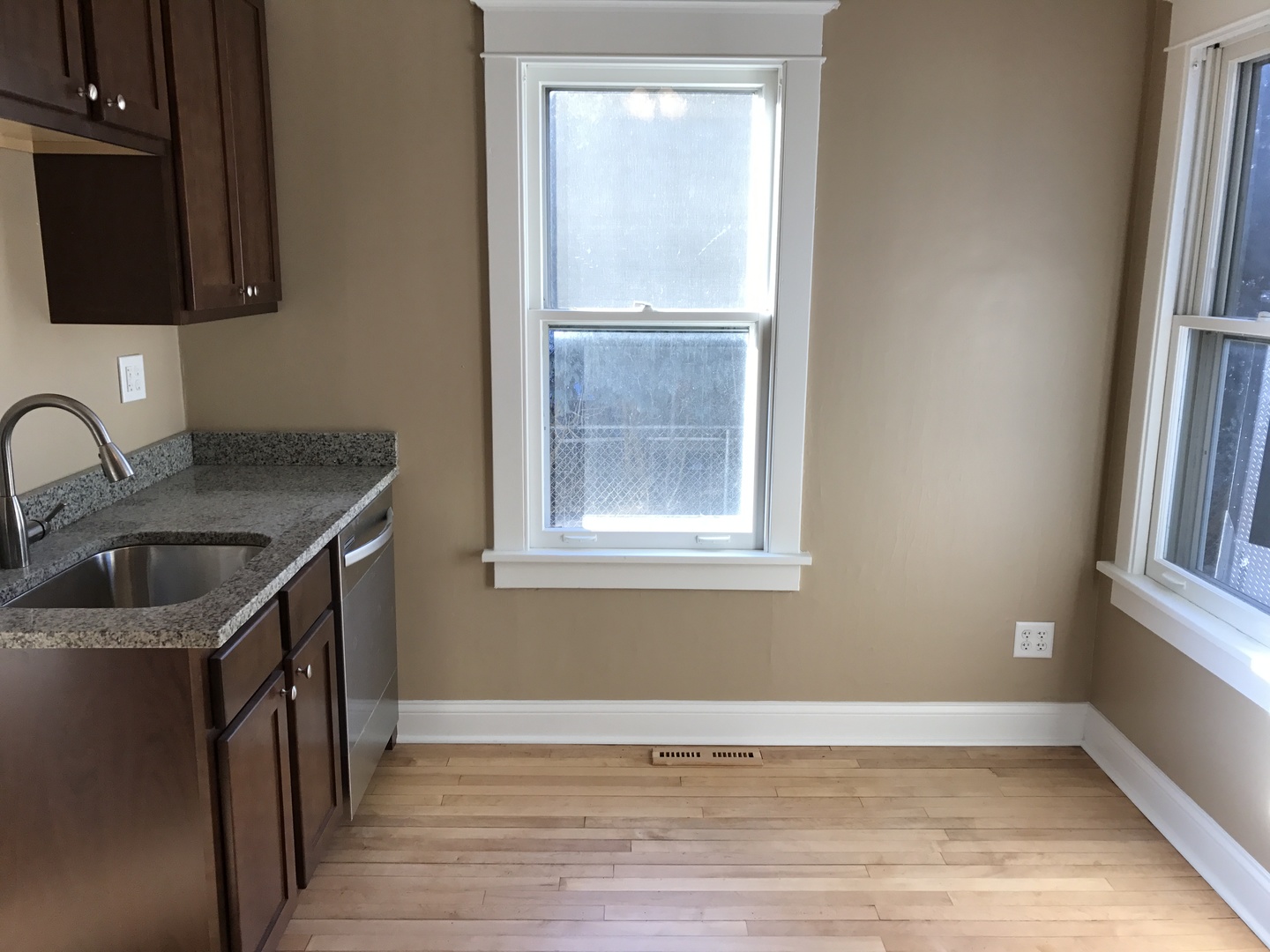 116 N Adams Street, Westmont, IL 60559