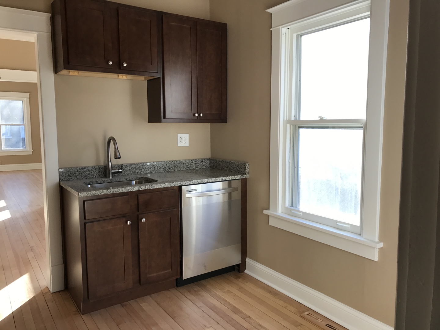 116 N Adams Street, Westmont, IL 60559