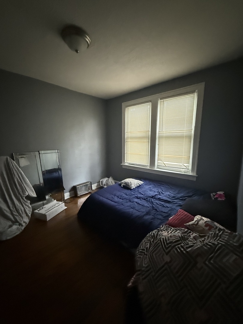 10230 S Yates Boulevard, Chicago, IL 60617