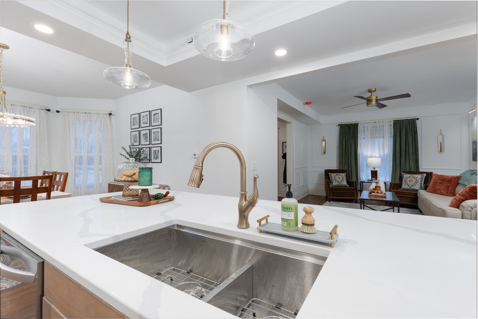 444 1st Avenue, Ottawa, IL 61350