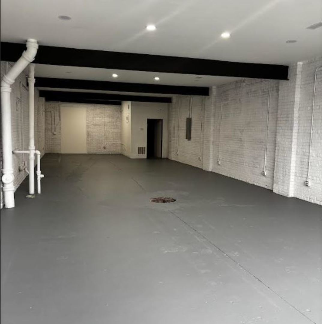 1724 Grand Avenue, Waukegan, IL 60085